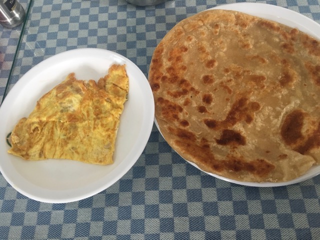 イスラマバードのユースホステルの朝食
